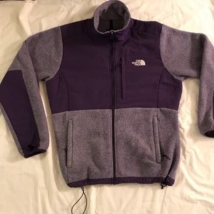 The North Face- Woman’s Polartec Fleece Jacket